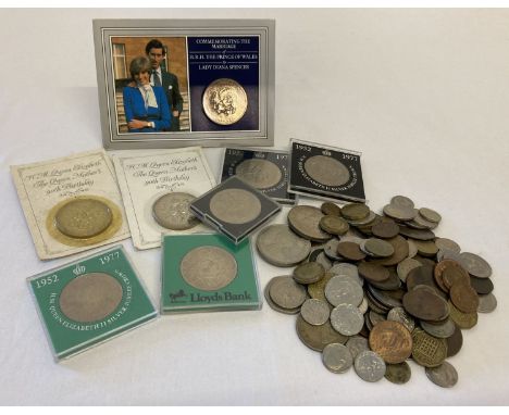 A tub of mixed British commemorative crowns, vintage coins and foreign coins.  To include American, German and French. 