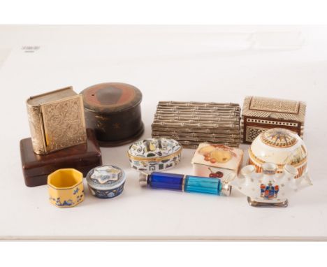 A selection of porcelain and mixed media boxes, including bone, white metal, porcelain, wooden and other examples (parcel)