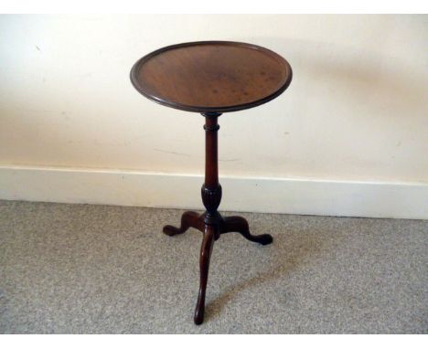 A reproduction mahogany small tripod occasional table, with moulded top, approx. 30.5cm diameter, AF