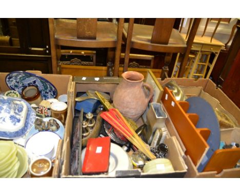 Household Goods - a Willow Pattern covered shaped square tureen and cover; stoneware jar; enamel vase; terracotta jug; cruet;