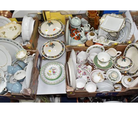 FOUR BOXES AND LOOSE CERAMICS, to include six Royal Doulton 'Fairfax' pattern dinner plates, six 'Fontainebleau' pattern dinn