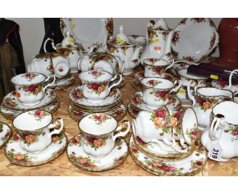 A QUANTITY OF ROYAL ALBERT 'OLD COUNTRY ROSES' PATTERN DINNERWARE, comprising three cake plates, six dinner plates (marked as