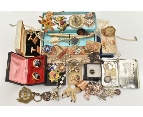 A BOX OF ASSORTED ITEMS, to include a silver Celtic cross, hallmarked Birmingham, approximate gross weight 3.3 grams, togethe