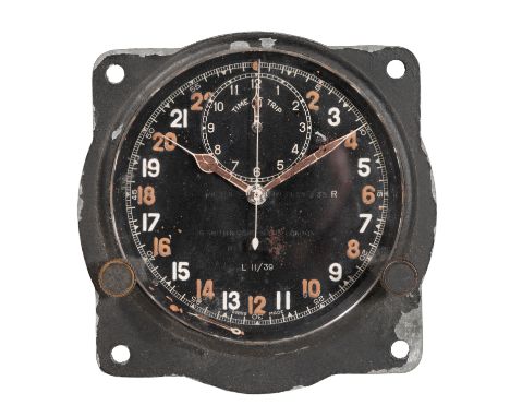 S. SMITHS &amp; SONS OF LONDON: A NAVIGATOR'S CLOCK mark III B, luminous Arabic numerals, luminous steel hands, No 3129/39, c