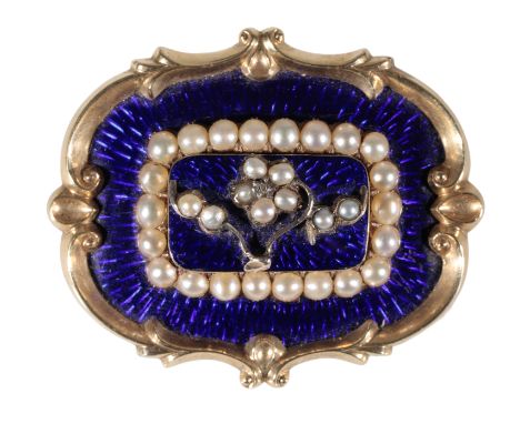 A VICTORIAN ENAMEL AND PEARL MOURNING BROOCH with clear locket back, 4cm x 3.5cm