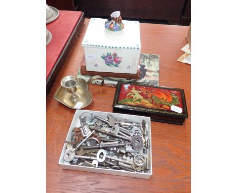 POOLE POTTERY HONEY BOX with a Russian lacquer box, a box of keys, a brass chamber stick and two books