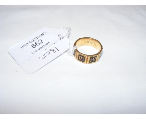 An 18ct gold memorium ring