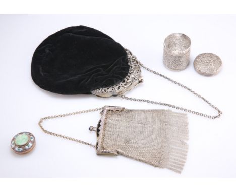 AN EDWARDIAN SILVER-MOUNTED EVENING BAG,&nbsp;by&nbsp;Samuel Jacob, London 1901; together with A CHINESE SILVER-GILT, ENAMEL 