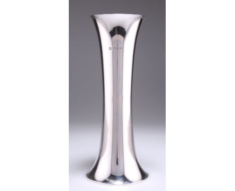 A LARGE GEORGE VI SILVER VASE,&nbsp;by&nbsp;Arthur &amp; John Zimmerman,&nbsp;Birmingham 1938, in the Art Deco style, of trum