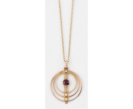 AN EDWARDIAN GARNET AND SEED PEARL PENDANT ON CHAIN, a round-cut garnet within a split circular frame set with seed pearls, m