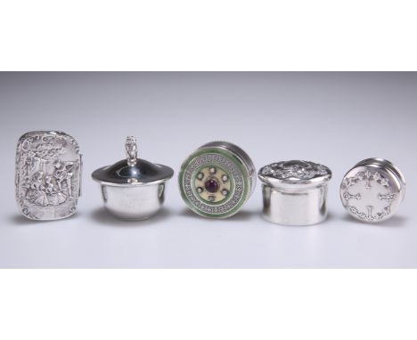 A GROUP OF FIVE SILVER PILL BOXES, including&nbsp;A FRENCH SILVER AND ENAMEL GEM-SET BOX, circular, 950, the detachable cover