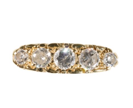 FIVE STONE DIAMOND RING, the centre diamond approx .25ct, flanked either side with two graduating diamonds, on an 18ct yellow