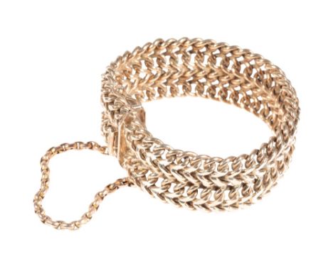 9CT GOLD WIDE FANCY LINK BRACELET, with concealed clasp and safety chain, approx 68grm total weight