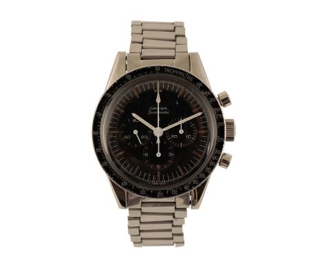 RARE OMEGA SPEED MASTER GENTLEMAN'S CHRONOGRAPH STAINLESS STEEL BRACELET WATCH with manual wind movement, black dial, triple 