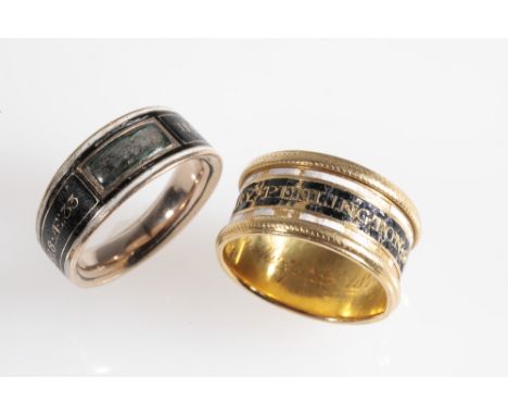 GEORGE III MOURNING RING, inscribed 'HANH PENLINGTON 0B 9 JULY 1818 AE 33', on a black enamel ground, with enclosed hair, tog