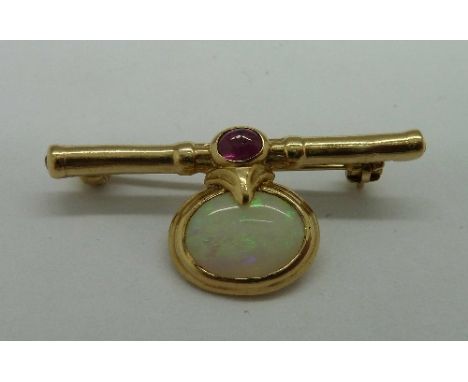 A 9ct gold and opal brooch, weight 2.1g