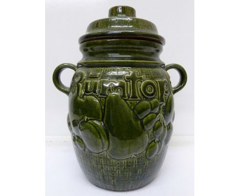 A Rumtopf jar