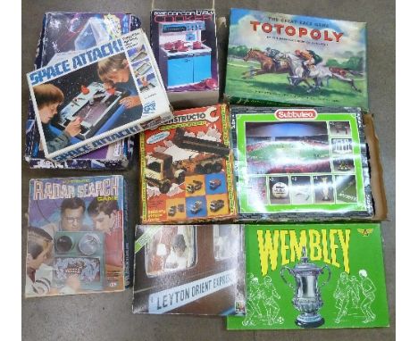 Assorted games, including Totopoly, Subbuteo, a child's cooker and three electronic games, including Star Wars and Radar Sear