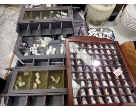 150 plus vintage cased thimbles. Not available for in-house P&amp;P 