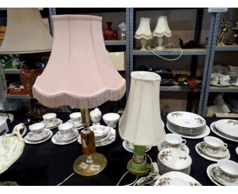 Brass and marble effect table lamp with shade, H: 65 cm. Not available for in-house P&amp;P 