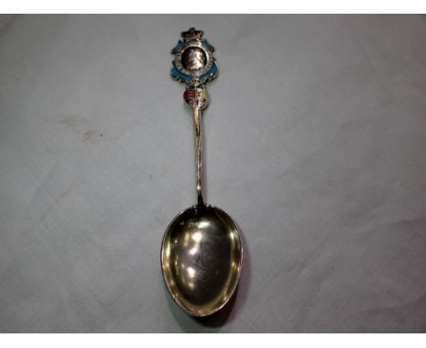 Queen victoria diamond jubilee hallmarked silver enamelled teaspoon, 13g. P&amp;P Group 1 (£14+VAT for the first lot and £1+V