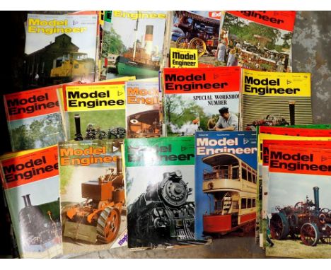 Big lot of vintage model engineer magazines. Not available for in-house P&amp;P 