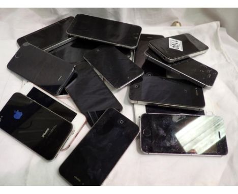 Quantity of mixed iPhones and iPods including iPhone 8. P&amp;P Group 1 (£14+VAT for the first lot and £1+VAT for subsequent 