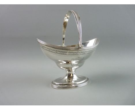 AN OVAL PEDESTAL SILVER SUGAR BASIN OR BON BON DISH in the classical style with a narrow band of flowers to the body and a sh