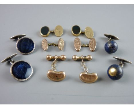 A PARCEL OF FIVE PAIRS OF GENT'S CUFFLINKS including a pair of nine carat gold oval links initialled 'G D' and having counter