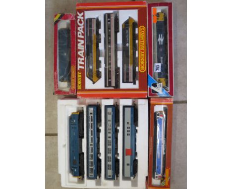 A Hornby OO Inter-City 125 train pack, a Network South-East Loco, an Inter-City Royal Mail loco and other three other similar