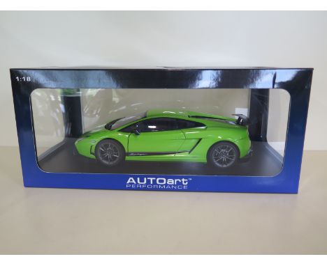 An Autoart Performance 1:18 scale, die-cast model Lamborghini Gallardo LP570 4 Superleggera, with original box and as new 