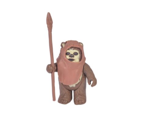 Star Wars - an original vintage Kenner / Palitoy made action figure ' Wicket W. Warrick ' (Ewok). 100% complete, with origina