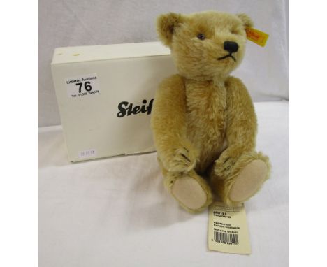 Small Steiff teddy bear - Boxed