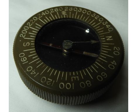 WORLD WAR TWO US ARMY WRIST COMPASS
