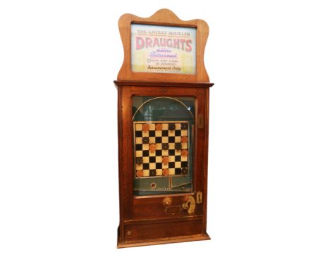 British Manufacturing Co., Draughts, Allwin Style Penny Arcade Machine. 1d Play. Early 20th Century. Working order but no key