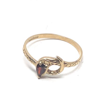 9ct gold vintage garnet snake coil ring (1.1g) 