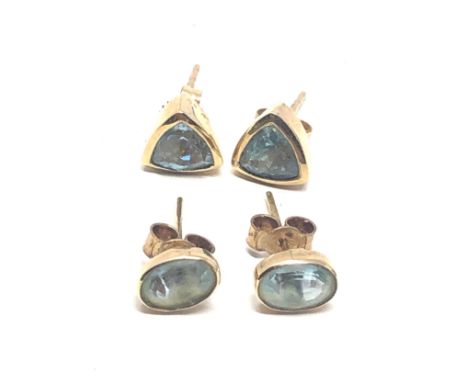 2 x 9ct gold vintage aqua &amp; topaz stud earrings (3.2g) 
