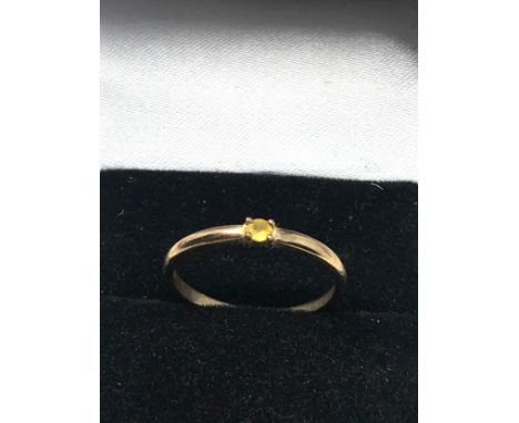 9ct gold vintage yellow sapphire ring (1.2g) 