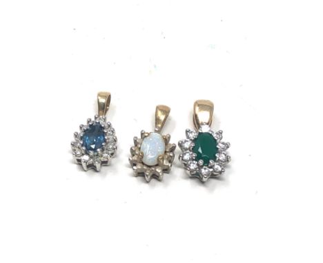 3 x 9ct gold vintage topaz, diamond, opal &amp; chrysoprase pendants (3g) 