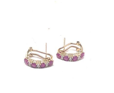 9ct gold ruby &amp; diamond  clip earrings (2.5g) 