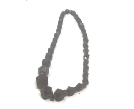 Vintage Geometric Cherry Bakelite necklace With Internal Streaking (74g) 