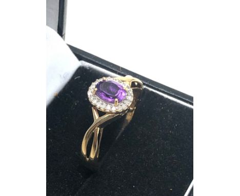 9ct gold amethyst and diamond halo ring (2.5g) 