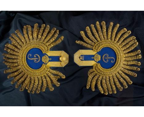 dating: about 1860 provenance: Russian Empire, Crowned monogram 'R' in Cyrillic, embroidered in gilded thread on a blue groun