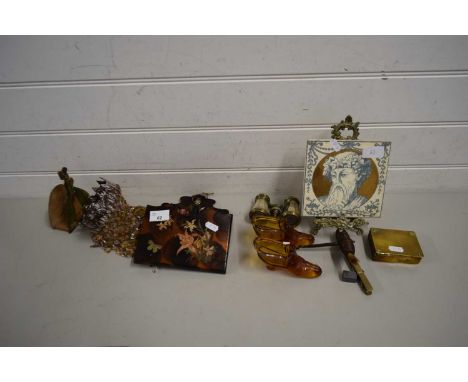 WOODEN LETTER RACK WITH PAINTED DECORATION TOGETHER WITH A PAIR OF MOTHER OF PEARL OPERA GLASSES, SMALL SHADE, BRASS BOX, TIL