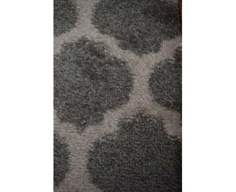 WELL WOVEN MYSTIC COLLECTION GREY RUNNER RUG 2FT X 7.3FT (Pleae note VAT is to be added on hammer price for this lot)