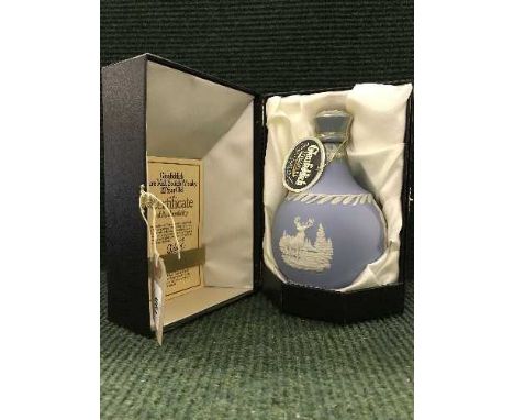 A boxed Wedgwood Jasper ware decanter 750 ml Glenfiddich 21 year old pure malt scotch whisky commissioned from Josiah Wedgwoo
