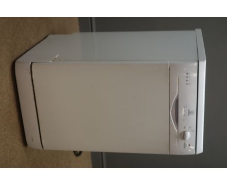 Indesit IDL 40 dishwasher, W45cm, H85cm, D61cm (This item is PAT tested - 5 day warranty from date of sale)  Condition Report