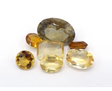 A mixed lot of loose cut citrine quartz, totalling approx. 35 carats (VAT will be charged on the hammer on this lot) 