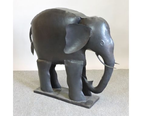 A large metal model of an elephant, 85cm tall