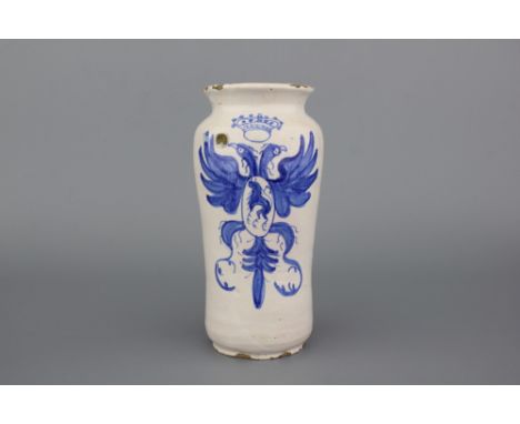 A Spanish blue and white armorial albarello, 18th C. H: 24 cm
